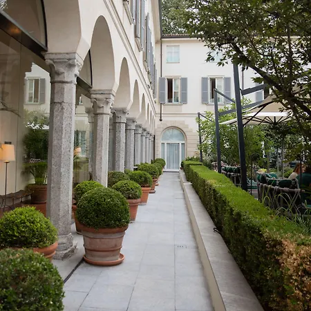 Ξενοδοχείο Four Seasons 5*