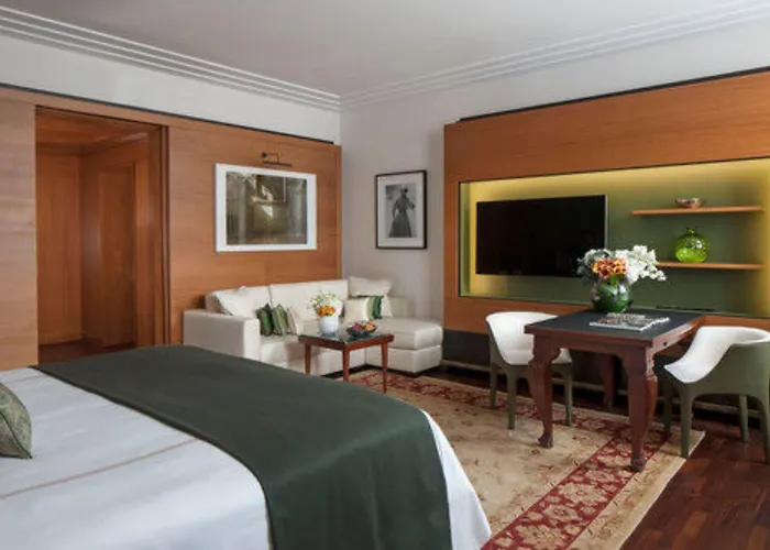 Four Seasons 5* Milánó