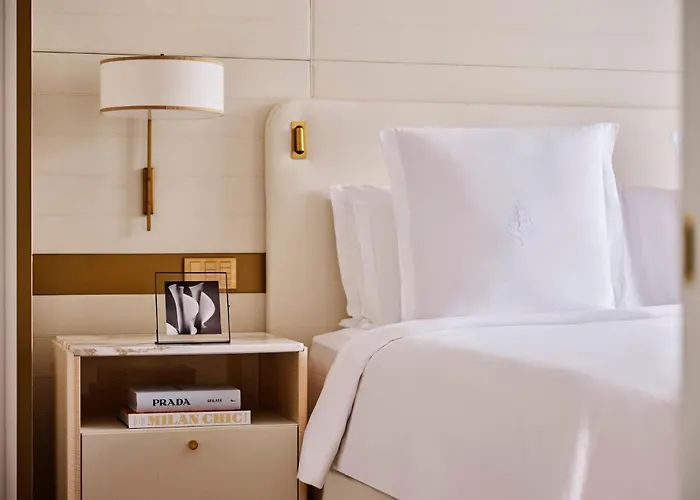 Отель Four Seasons 5*