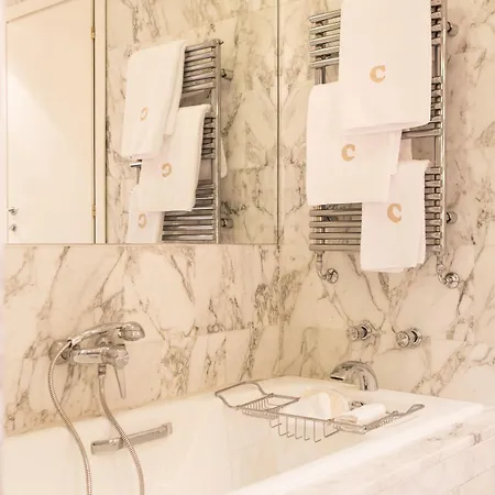 Hotel Four Seasons 5*